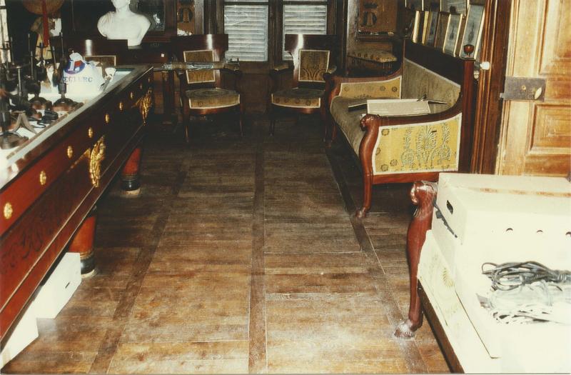 ensemble de deux canapés et deux fauteuils - © Ministère de la Culture (France), Médiathèque du patrimoine et de la photographie (objets mobiliers), tous droits réservés