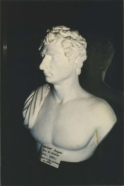 buste : A. Marmont, Duc de Raguse, maréchal et pair de France - © Ministère de la Culture (France), Médiathèque du patrimoine et de la photographie (objets mobiliers), tous droits réservés