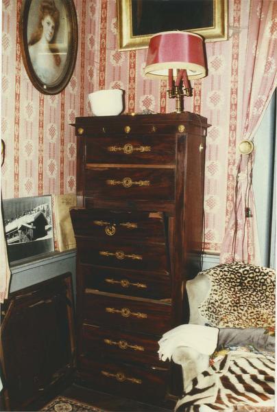 secrétaire - © Ministère de la Culture (France), Médiathèque du patrimoine et de la photographie (objets mobiliers), tous droits réservés