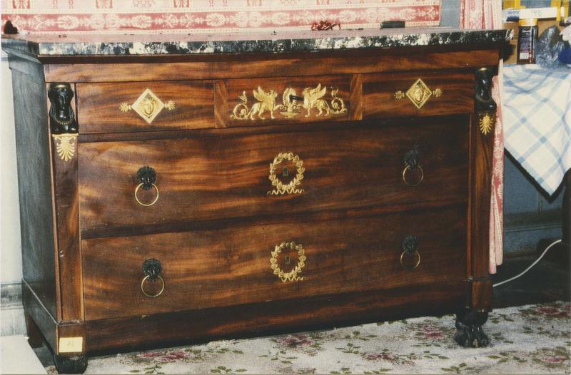 commode - © Ministère de la Culture (France), Médiathèque du patrimoine et de la photographie (objets mobiliers), tous droits réservés