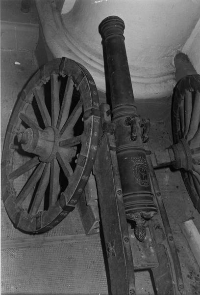 petit canon sur affût (à roue) lettre L, détail - © Ministère de la Culture (France), Médiathèque du patrimoine et de la photographie (objets mobiliers), tous droits réservés