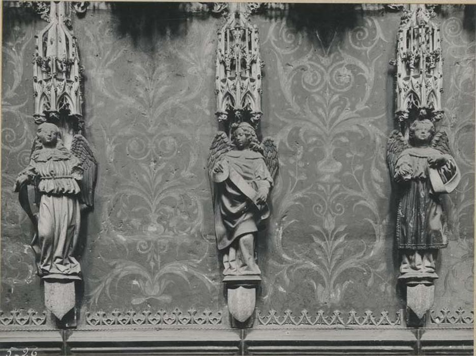 jubé, clôture de choeur, détail de statuettes d’angelots