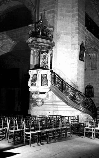 Chaire en marbre polychrome et bois sculpté et doré - © Ministère de la Culture (France), Médiathèque du patrimoine et de la photographie, diffusion GrandPalaisRmn Photo