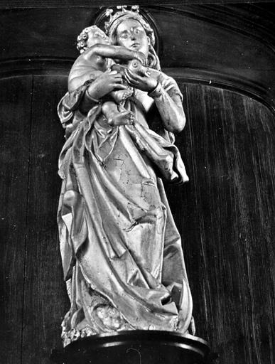 Statue : Vierge à l'Enfant