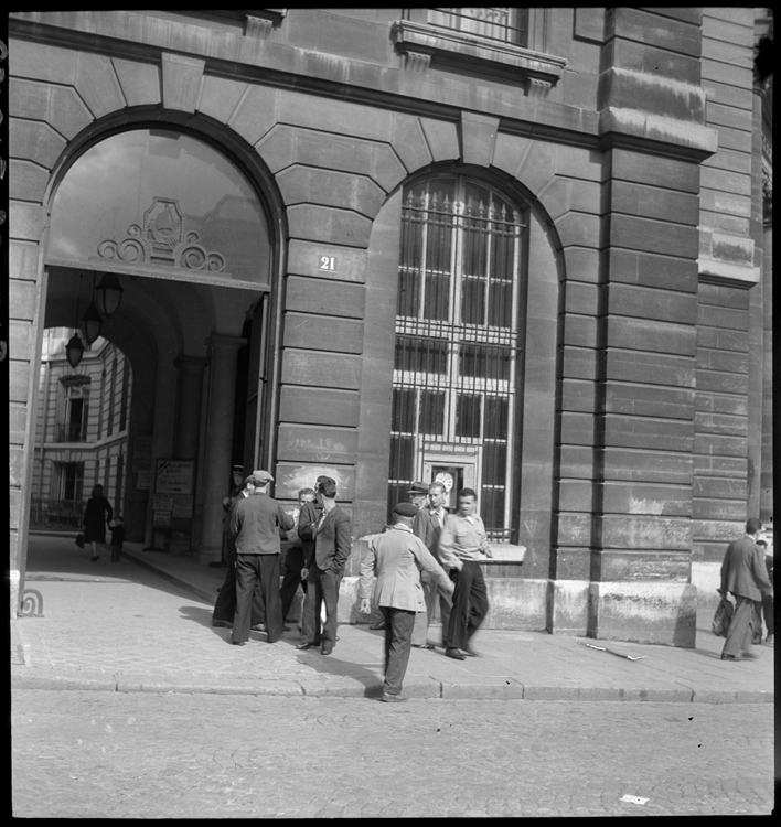 Conscrits d'Arcueil, Paris, 1945