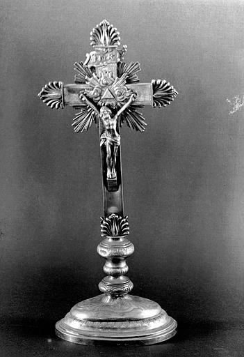 Croix d'autel en argent