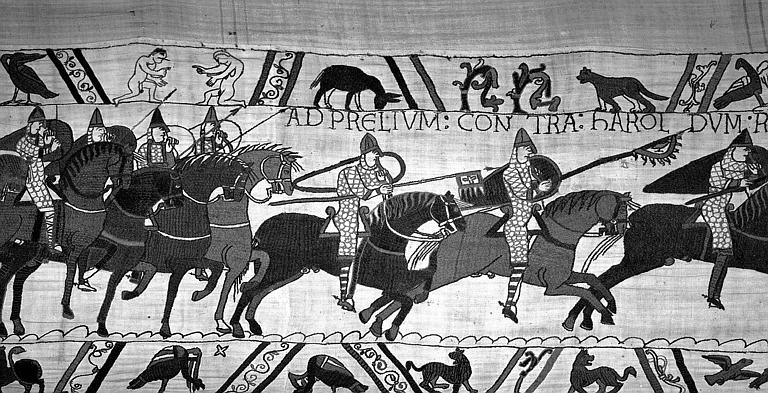 Tapisserie de Bayeux (avers),  60B : Cavaliers normands en armes au galop