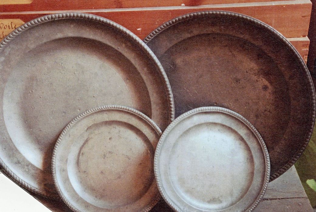 paires de plats et d'assiettes (photocopie numérisée) - © Ministère de la Culture (France), Médiathèque du patrimoine et de la photographie, diffusion GrandPalaisRmn Photo