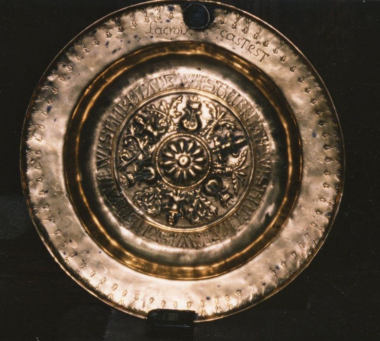 plat de quête - © Ministère de la Culture (France), Médiathèque du patrimoine et de la photographie, diffusion GrandPalaisRmn Photo