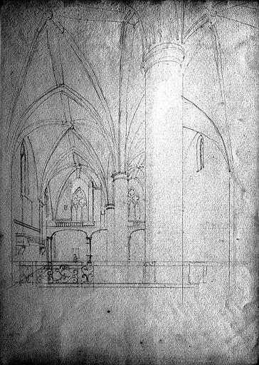 Coupe transversale en perspective, vers l'ouest : Piliers, voûtes, tribunes, grille de communion (dessin à la mine de plomb)