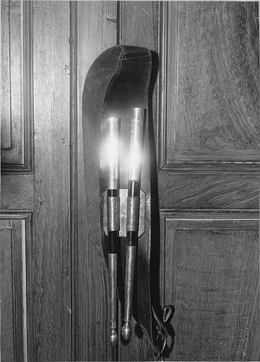 Baguettes (2) : baguettes d'honneur de l'époque révolutionnaire agrémentées d'argent - © Ministère de la Culture (France), Médiathèque du patrimoine et de la photographie (objets mobiliers), tous droits réservés