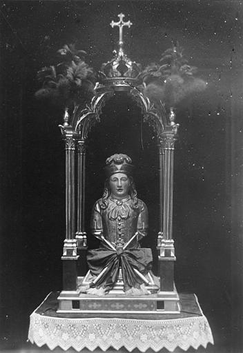 Buste-reliquaire de saint Pancrace : buste en bois sculpté placé sous un dais d'exécution postérieure - © Ministère de la Culture (France), Médiathèque du patrimoine et de la photographie (objets mobiliers), tous droits réservés