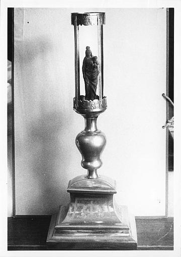 Reliquaire-monstrance de la statuette miraculeuse de Notre-Dame de Montaigu, argent et cristal - © Ministère de la Culture (France), Médiathèque du patrimoine et de la photographie (objets mobiliers), tous droits réservés