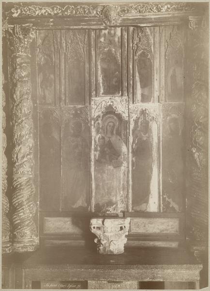 retable, 10 tableaux : Vierge à l'Enfant entre saint Jean-Baptiste et saint Pierre, Un évêque et abbé, Le Christ en croix entre saint Jean et la Vierge, Saint Martin et saint Victor, Saint Sébastien et sainte Marguerite, vue générale