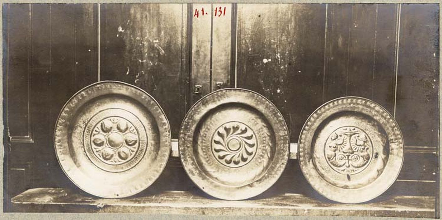 plats à quêter - © Ministère de la Culture (France), Médiathèque du patrimoine et de la photographie, diffusion GrandPalaisRmn Photo