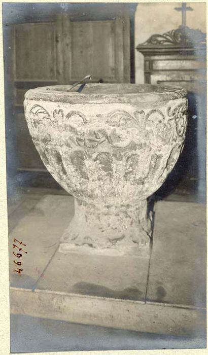 fonts baptismaux - © Ministère de la Culture (France), Médiathèque du patrimoine et de la photographie, diffusion GrandPalaisRmn Photo