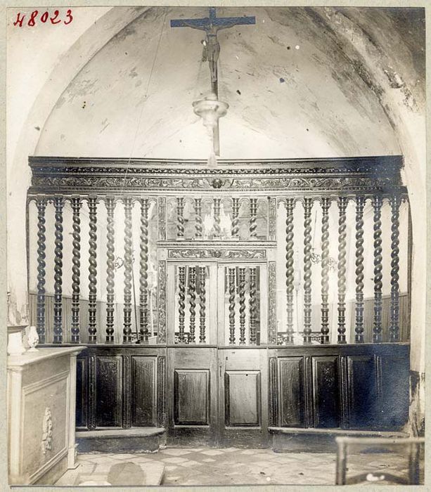 clôture liturgique (grille de séparation)