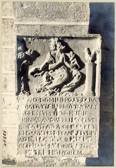 bas-relief : Saint Pierre es liens