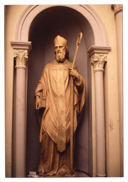 statue : Saint Cyprien