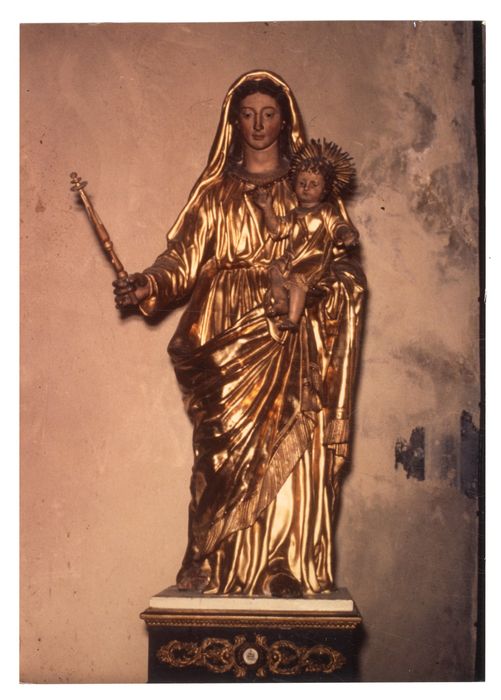 Statue : Vierge à l'Enfant