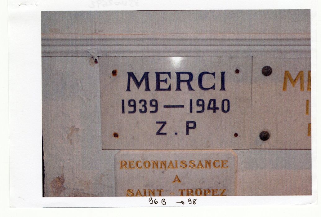 Plaque de marbre (ex-voto n°98) : Merci