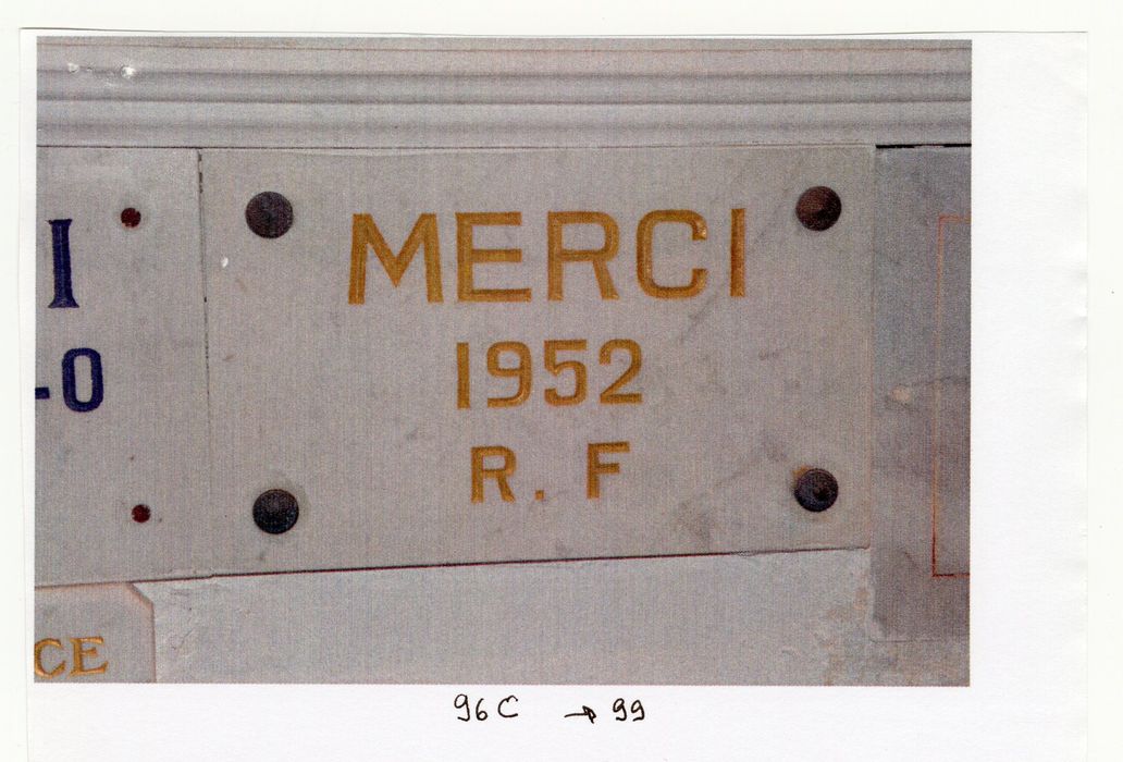 Plaque de marbre (ex-voto n°99) : Merci