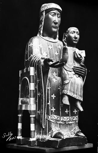 Statue : Vierge en majesté
