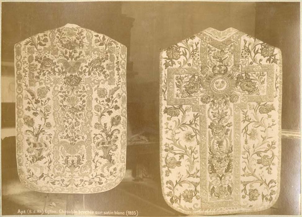 chasubles