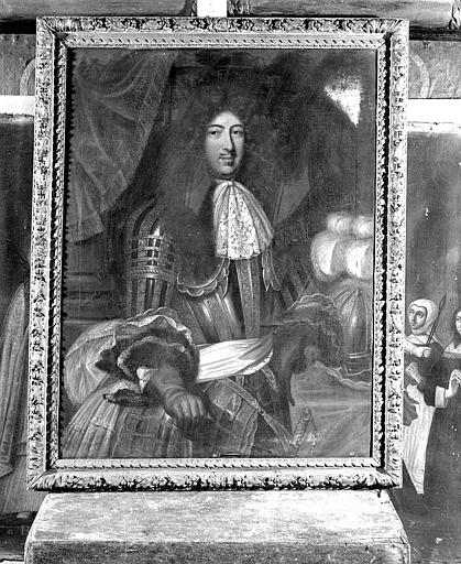 Peinture sur toile et son cadre en bois sculpté et doré (faisant partie des 14 portraits de donateurs et bienfaiteurs de l'hôpital) : Portrait d'homme à fines moustaches avec perruque et armure