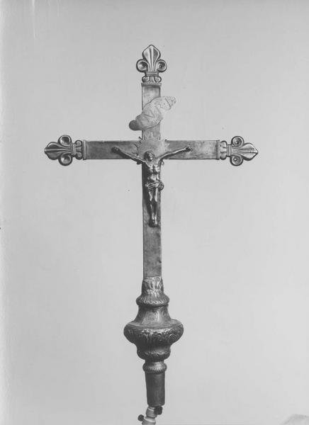 croix de procession, vue générale - © Ministère de la Culture (France), Médiathèque du patrimoine et de la photographie (objets mobiliers), tous droits réservés