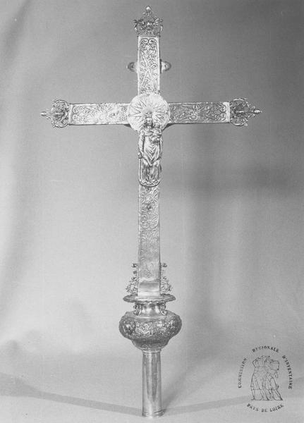 croix de procession, vue générale - © Ministère de la Culture (France), Médiathèque du patrimoine et de la photographie (objets mobiliers), tous droits réservés