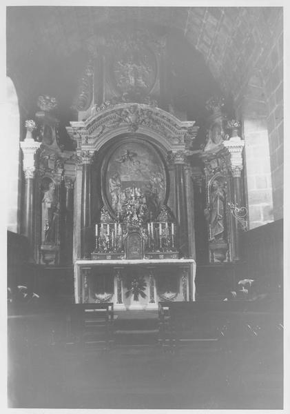 retable du maître-autel, 2 statues : Saint Pierre, Saint Paul, vue générale - © Ministère de la Culture (France), Médiathèque du patrimoine et de la photographie (objets mobiliers), tous droits réservés