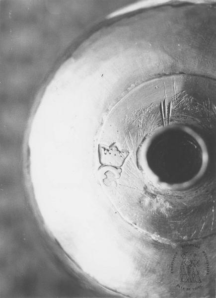 calice, détail des poinçons - © Ministère de la Culture (France), Médiathèque du patrimoine et de la photographie (objets mobiliers), tous droits réservés