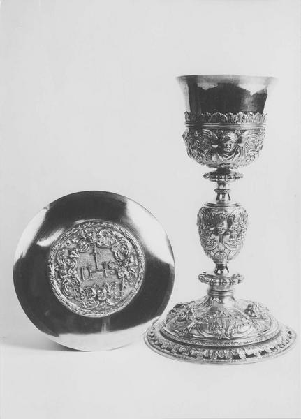 calice, patène, vue générale - © Ministère de la Culture (France), Médiathèque du patrimoine et de la photographie (objets mobiliers), tous droits réservés