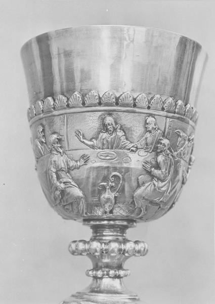 calice, détail de la coupe - © Ministère de la Culture (France), Médiathèque du patrimoine et de la photographie (objets mobiliers), tous droits réservés