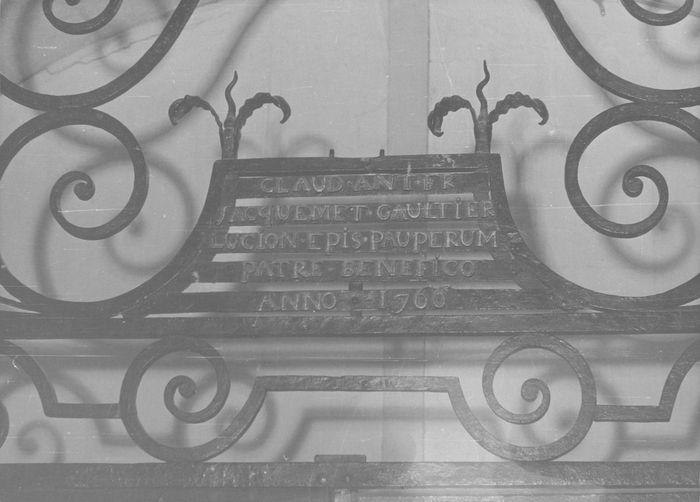 clôture (grille d'entrée), détail - © Ministère de la Culture (France), Médiathèque du patrimoine et de la photographie (objets mobiliers), tous droits réservés