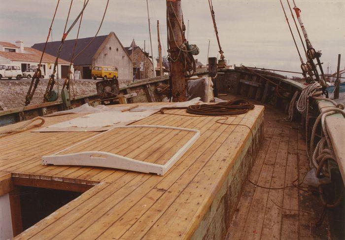 bateau de charge (gabare) dit Fleur de Lampaul, vue partielle