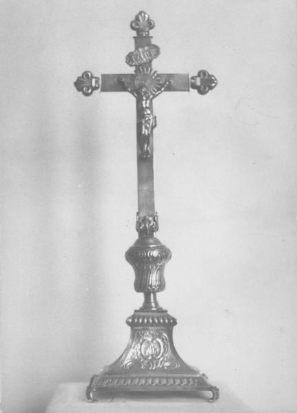 croix d'autel, vue générale - © Ministère de la Culture (France), Médiathèque du patrimoine et de la photographie (objets mobiliers), tous droits réservés