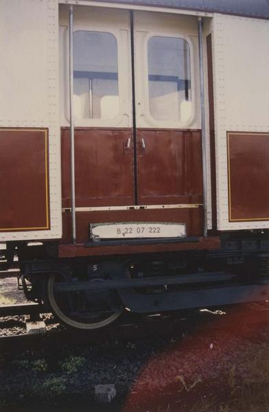 rame de 4 voitures de voyageurs, à bogies, à voie normale, ZRB 24214, B20 239, B07 222, B07 229, détail