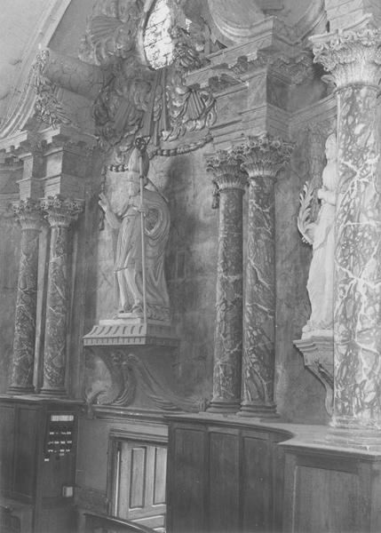 statue du retable du maître-autel, vue générale - © Ministère de la Culture (France), Médiathèque du patrimoine et de la photographie (objets mobiliers), tous droits réservés