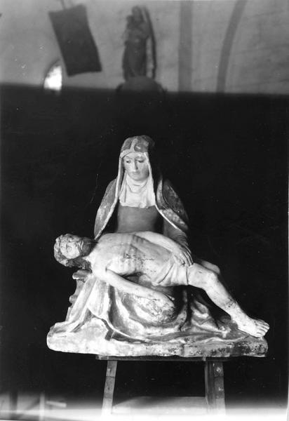 groupe sculpté : Vierge de Pitié