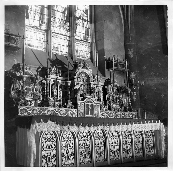autel, tabernacle, chandeliers (6)