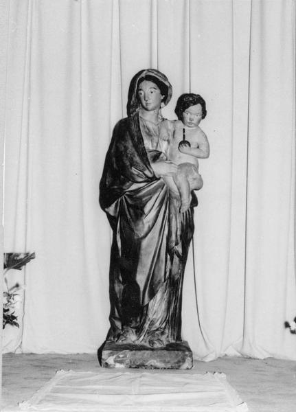 statue : Vierge à l'Enfant - © Ministère de la Culture (France), Médiathèque du patrimoine et de la photographie (objets mobiliers), tous droits réservés