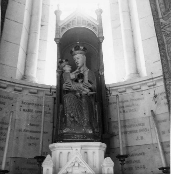 Statue : Vierge à l'Enfant