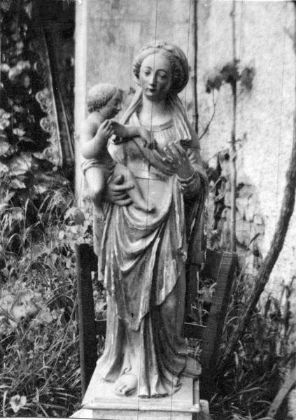 statue : Vierge à l'Enfant