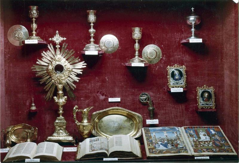 trésor de la cathédrale - © Ministère de la Culture (France), Médiathèque du patrimoine et de la photographie (objets mobiliers), tous droits réservés