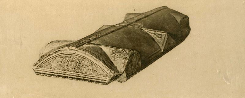 sarcophage (couvercle), extrait de Leblant, n°99, pl. XX, fig. 2