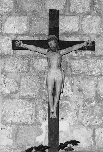 croix : Christ en croix - © Ministère de la Culture (France), Médiathèque du patrimoine et de la photographie (objets mobiliers), tous droits réservés