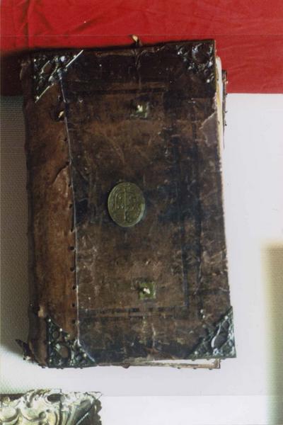 manuscrit (graduel) fermé - © Ministère de la Culture (France), Médiathèque du patrimoine et de la photographie (objets mobiliers), tous droits réservés