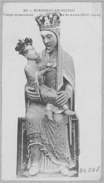 statue : Vierge à l'Enfant